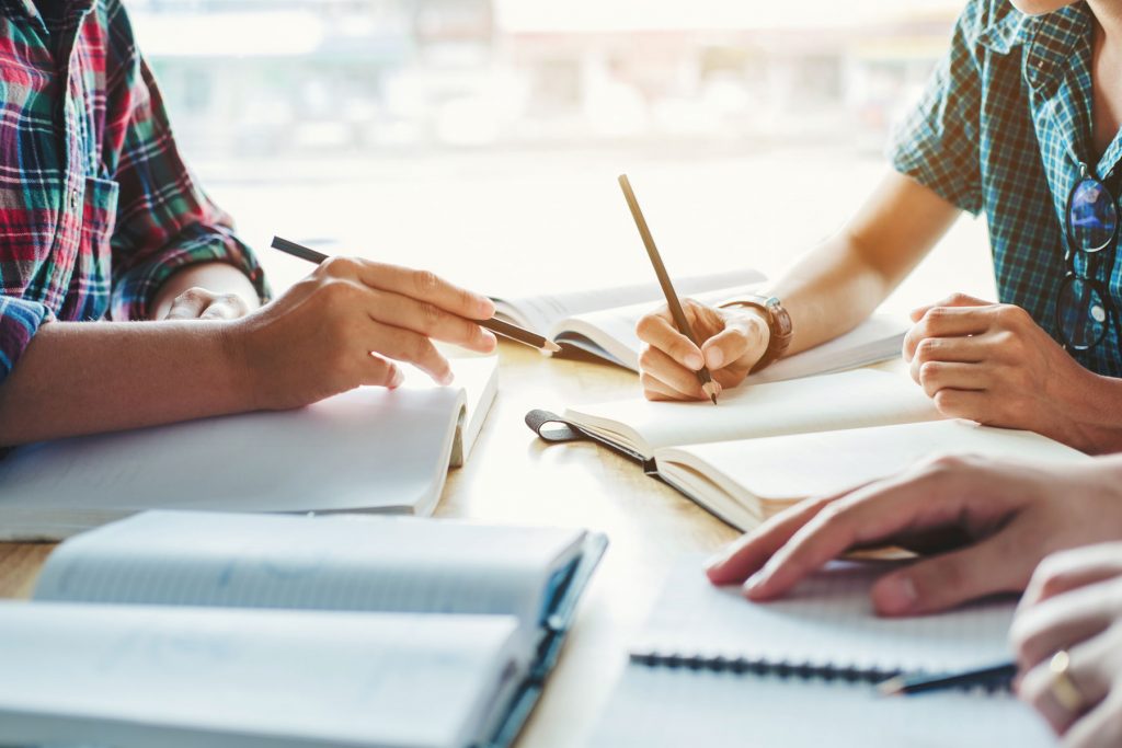 Mitos Educativos Que No Debes Creer, ¡aquí Los Desmentimos!